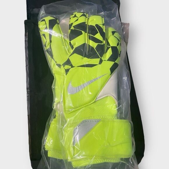 Nike Vapor Grip3 Goalkeeper Gloves Volt Black Soccer Goalie HQ0304-702 size 10 - Picture 6 of 7